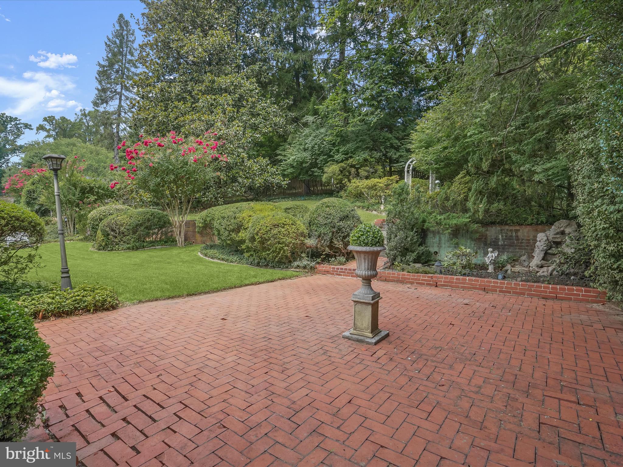 ROCK CREEK HILLS - Residential