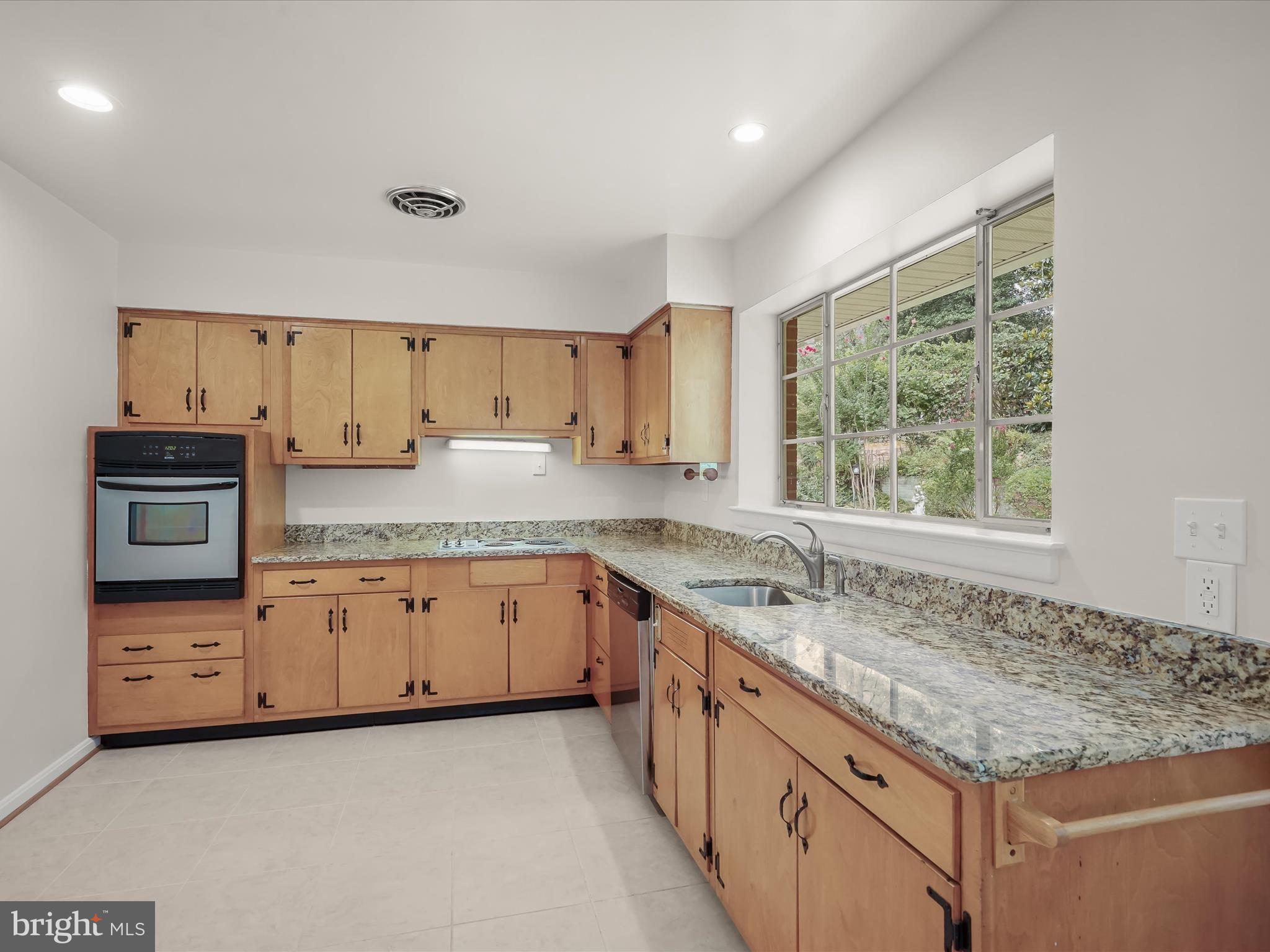 ROCK CREEK HILLS - Residential