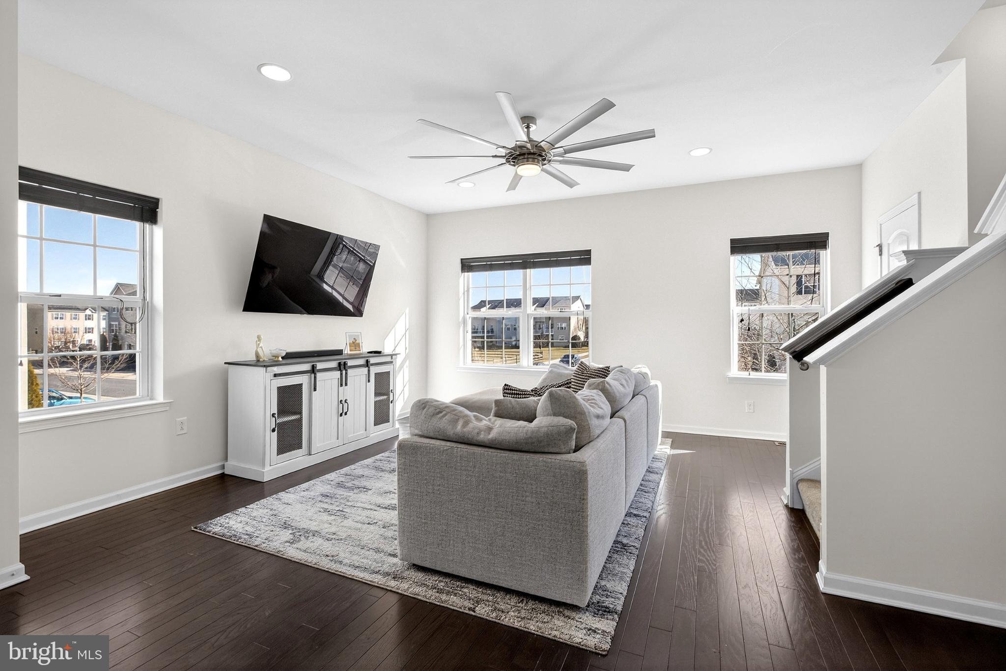 HYETTS CROSSING - Residential