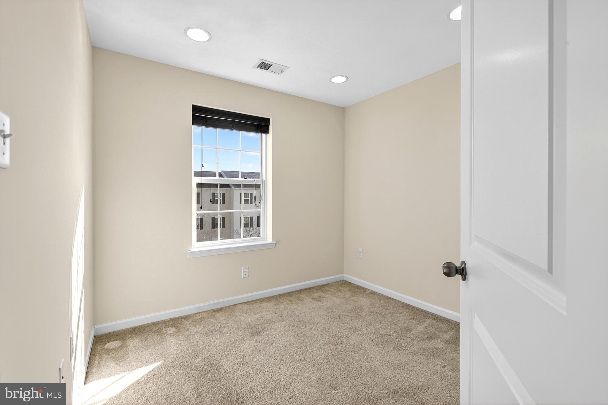 HYETTS CROSSING - Residential