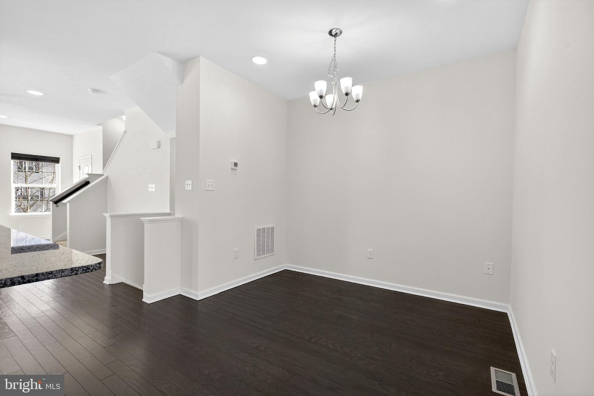 HYETTS CROSSING - Residential