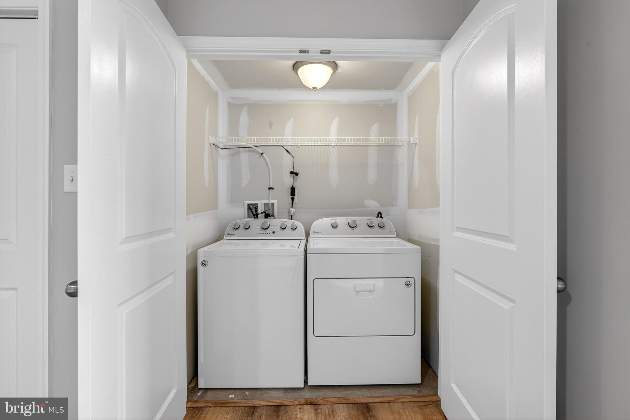 HYETTS CROSSING - Residential