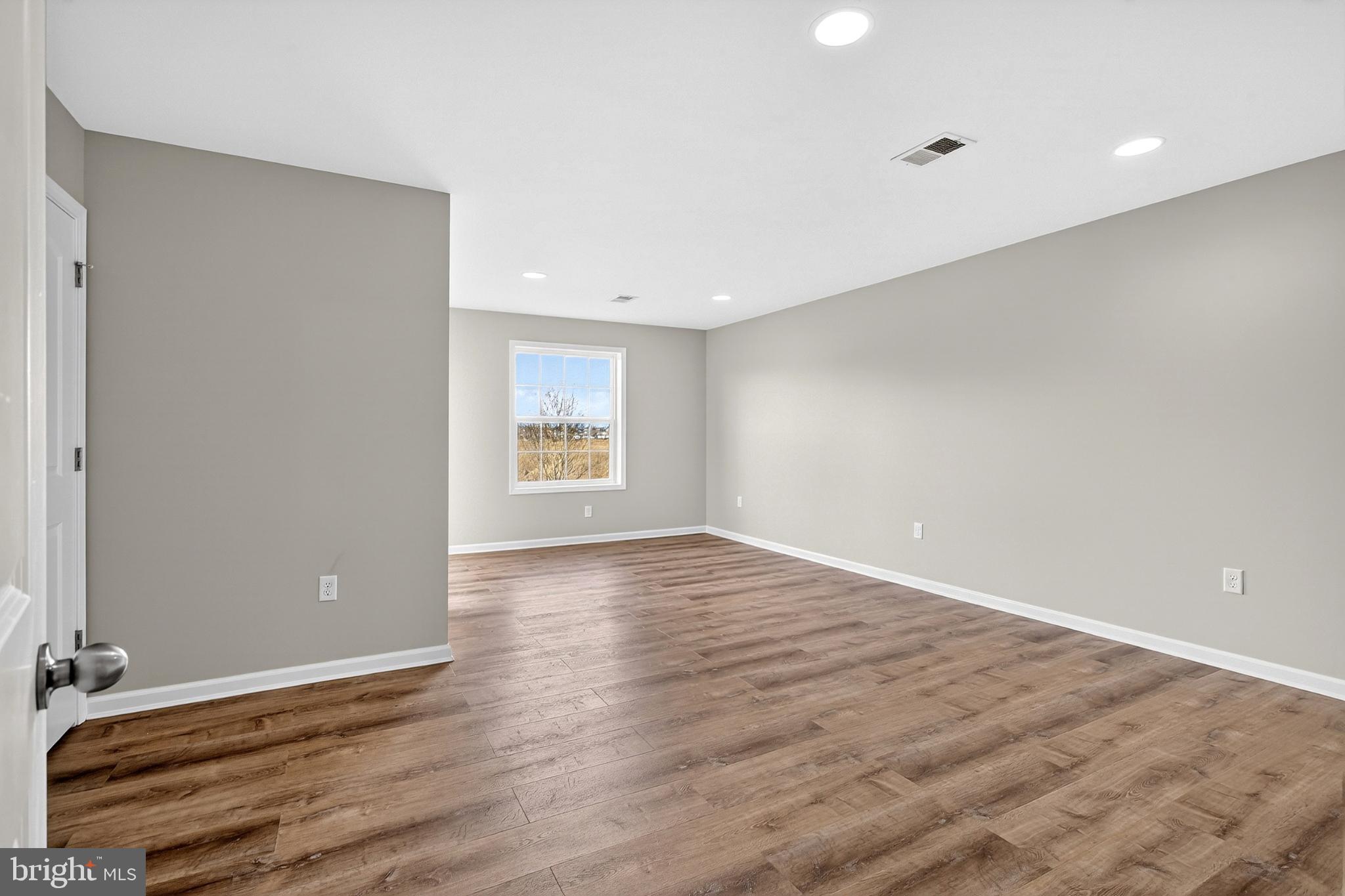 HYETTS CROSSING - Residential