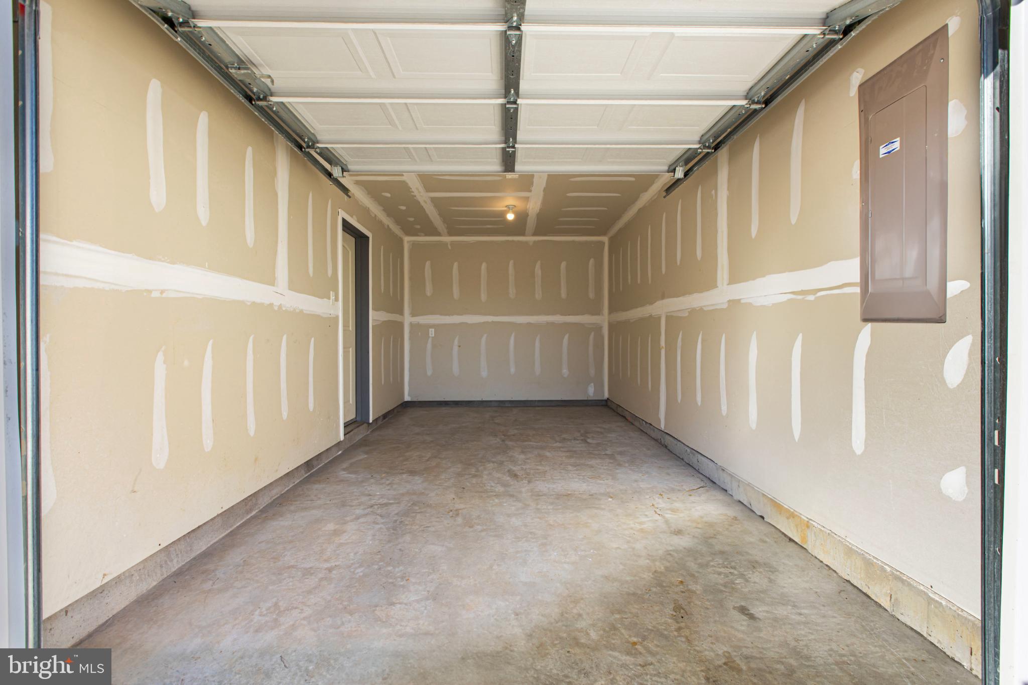 HYETTS CROSSING - Residential