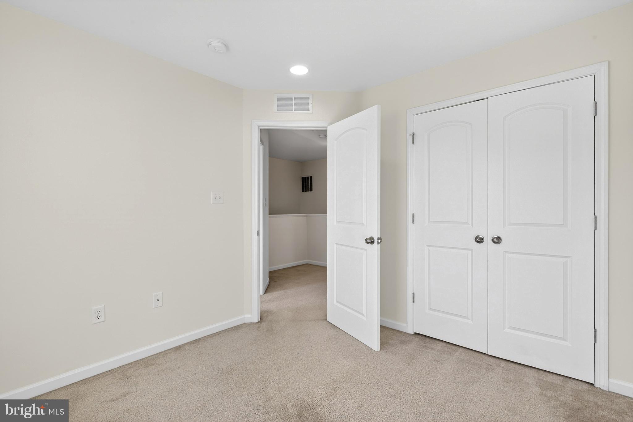 HYETTS CROSSING - Residential