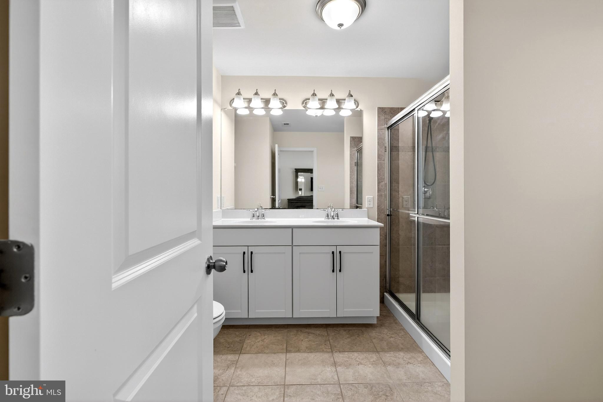 HYETTS CROSSING - Residential