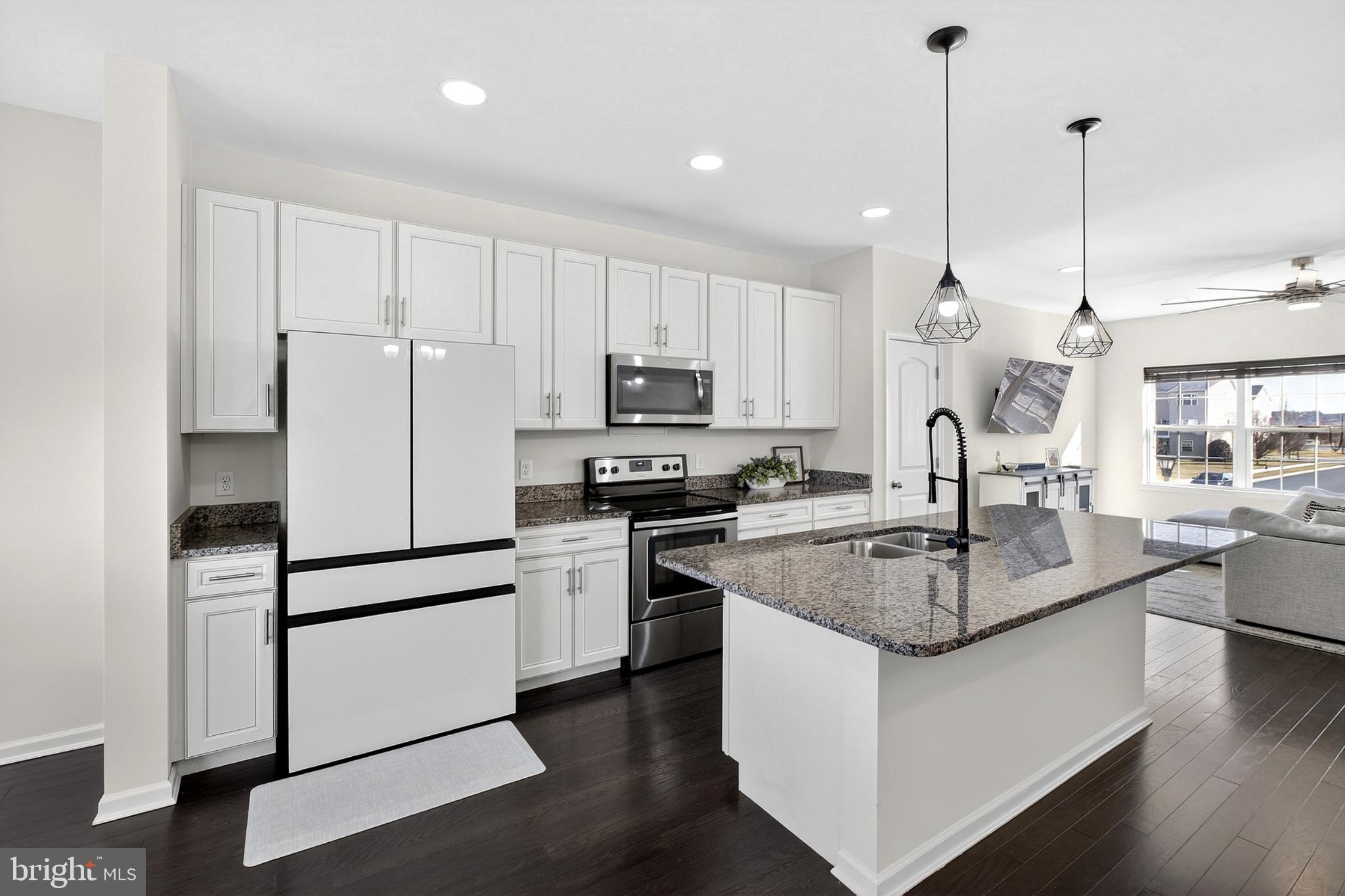 HYETTS CROSSING - Residential