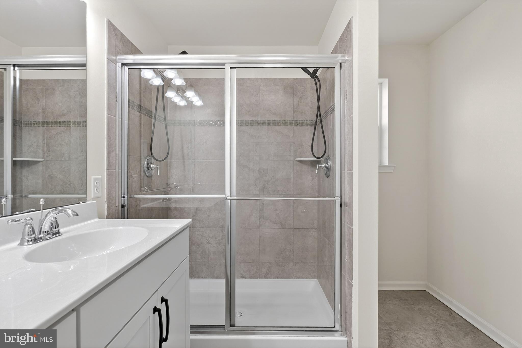 HYETTS CROSSING - Residential