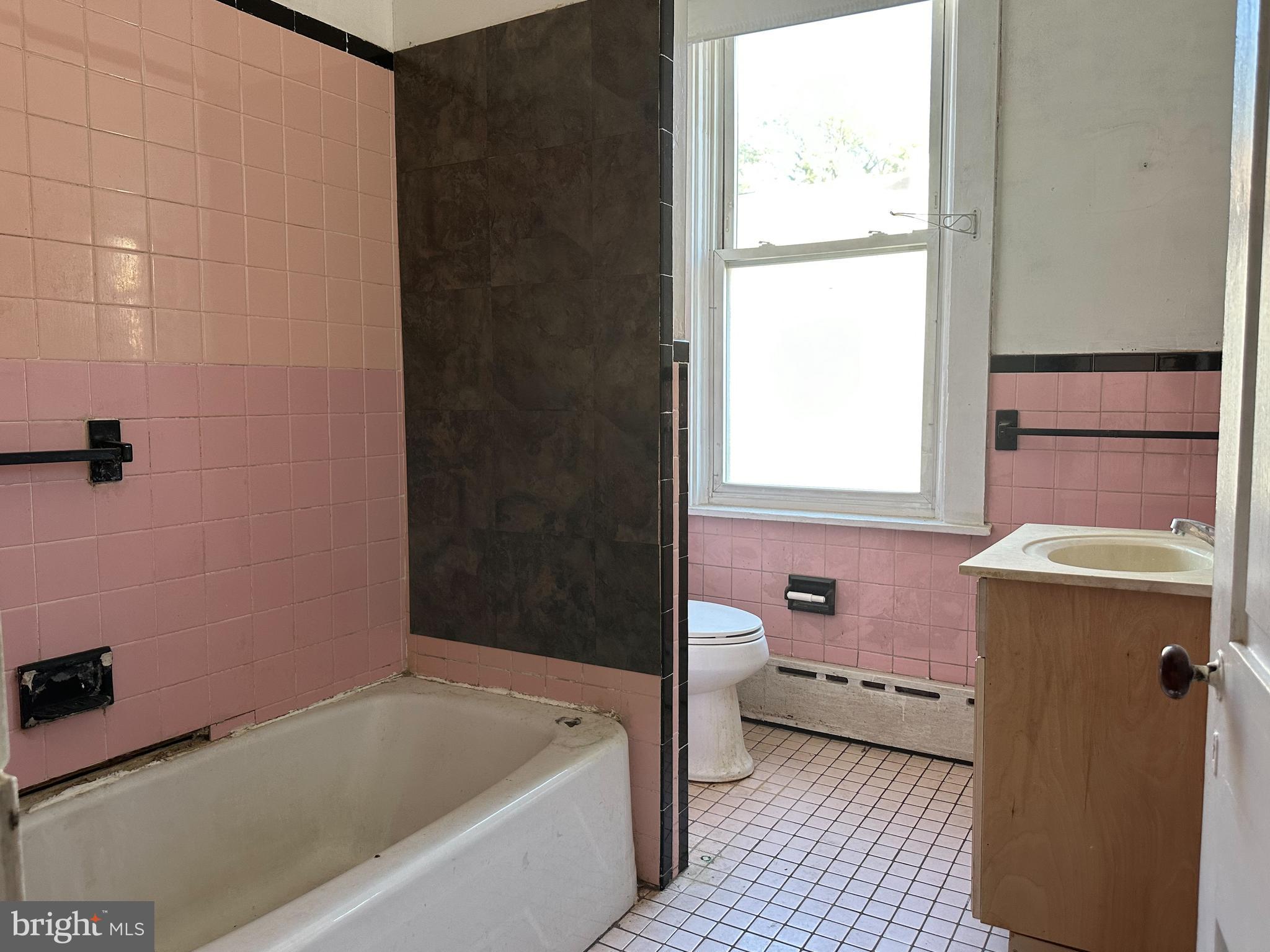 LANCASTER - Residential