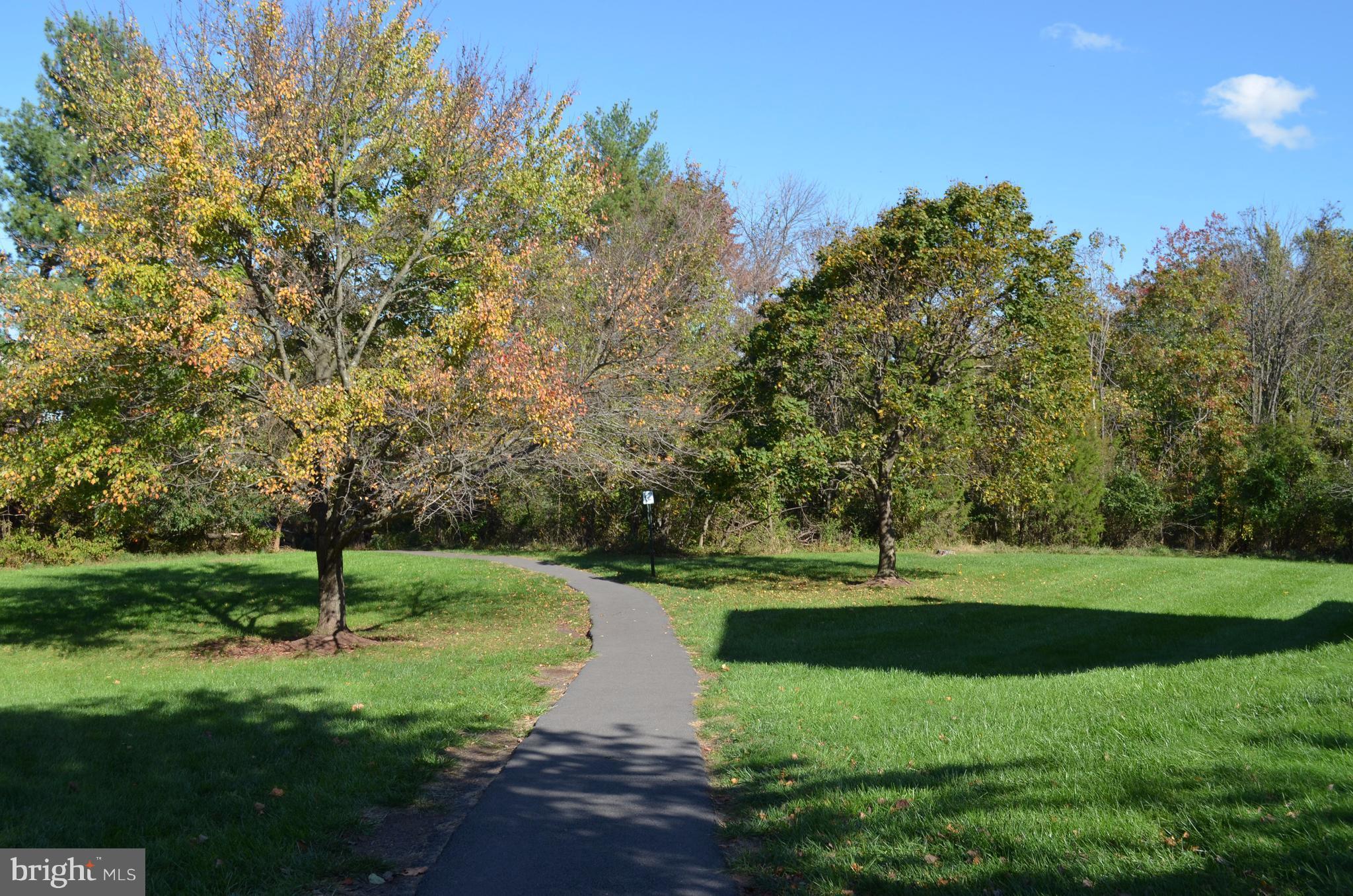 FRANKLIN FARM - Residential