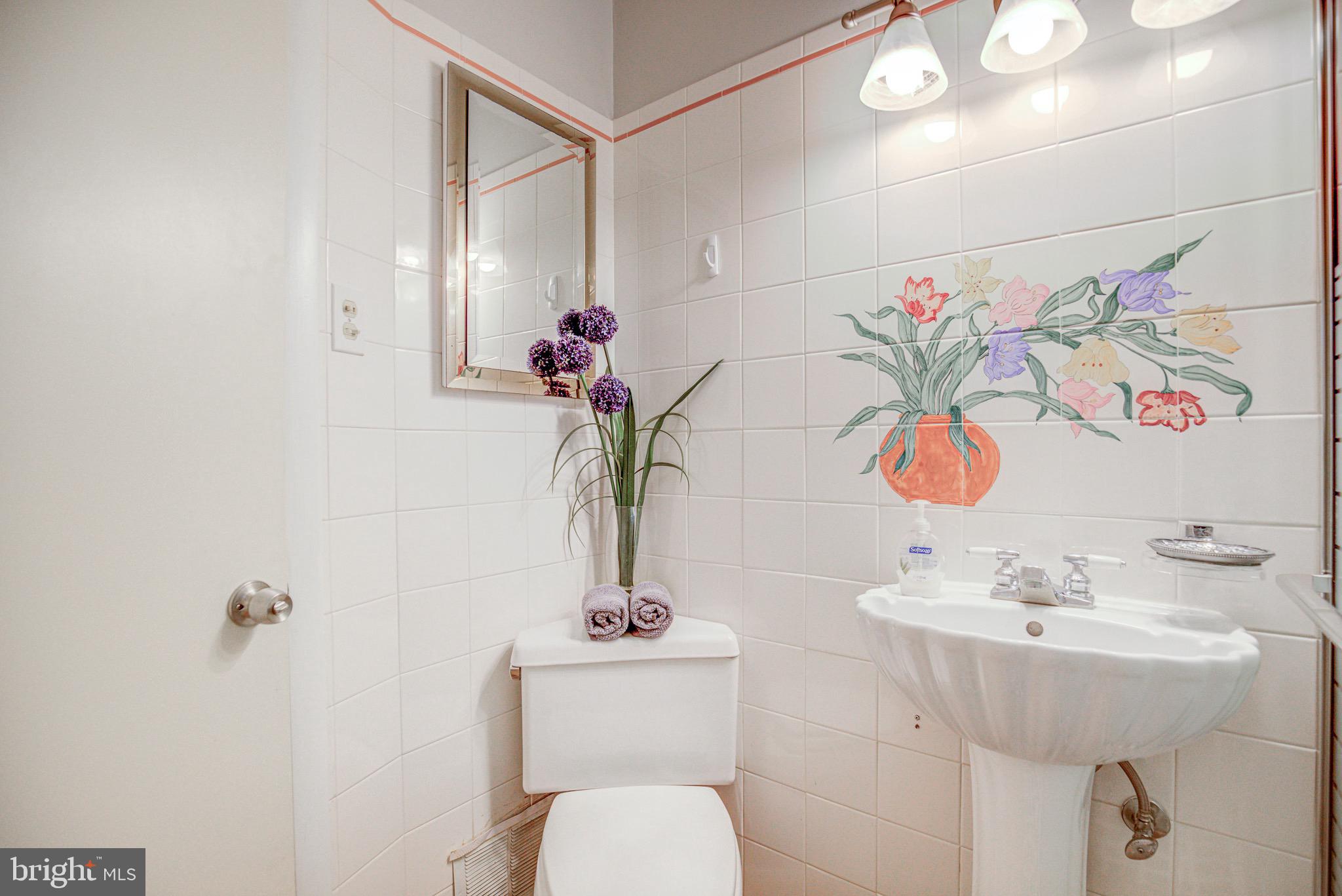 VIENNA WOODS - Residential