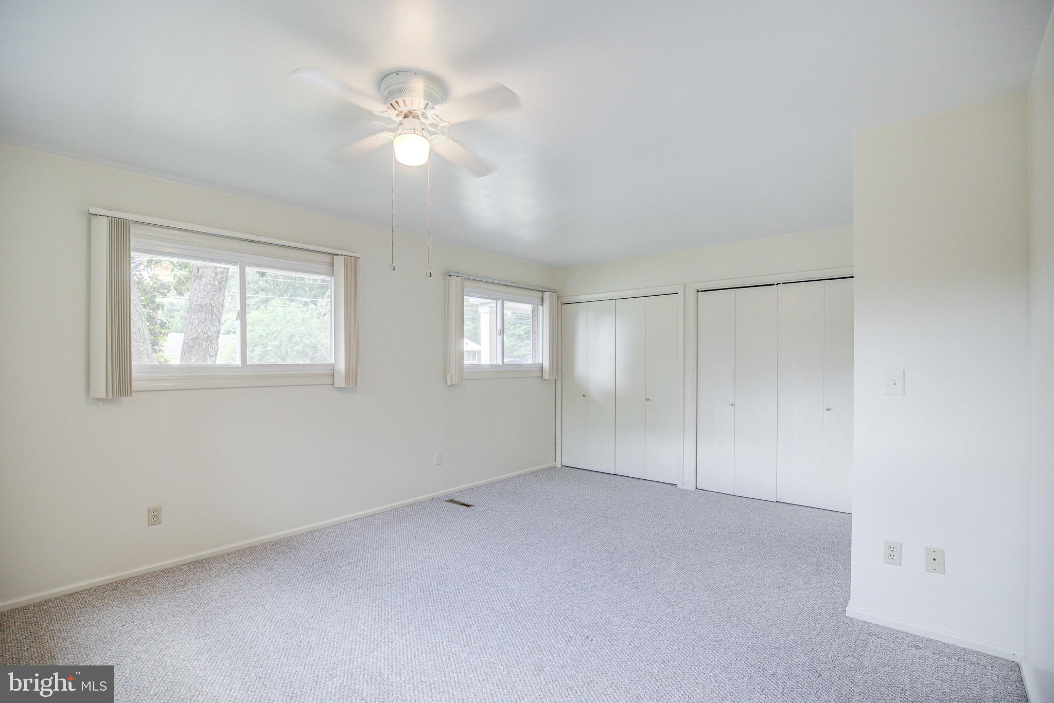 VIENNA WOODS - Residential