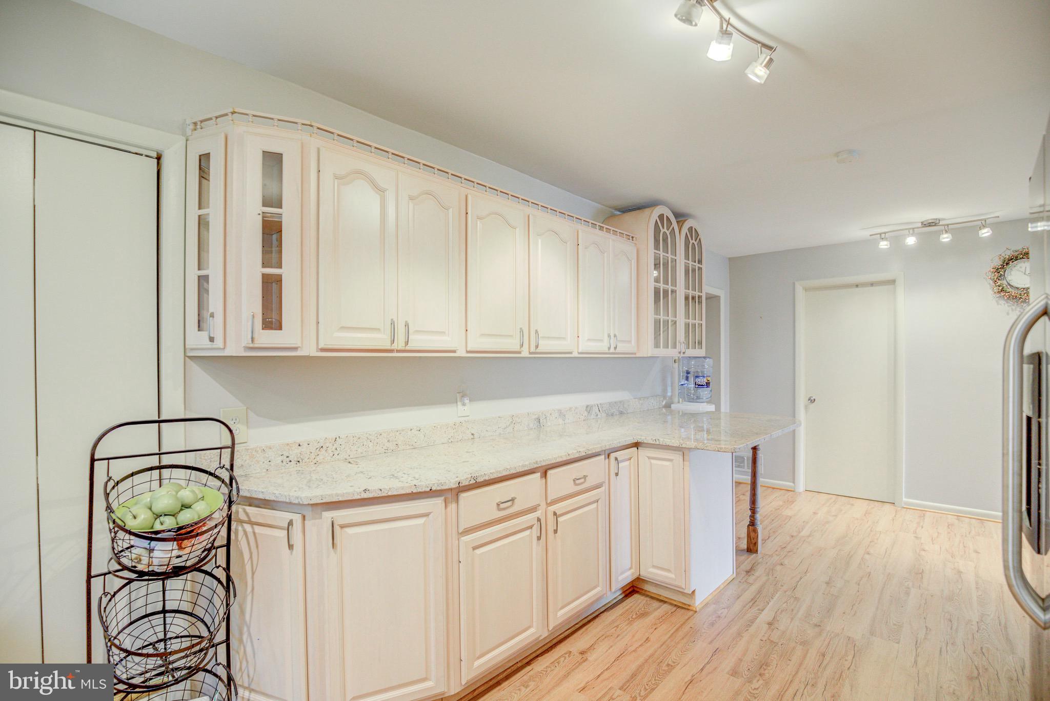 VIENNA WOODS - Residential