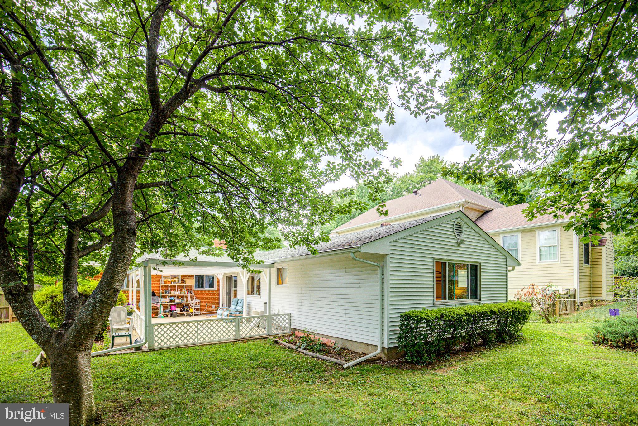 VIENNA WOODS - Residential