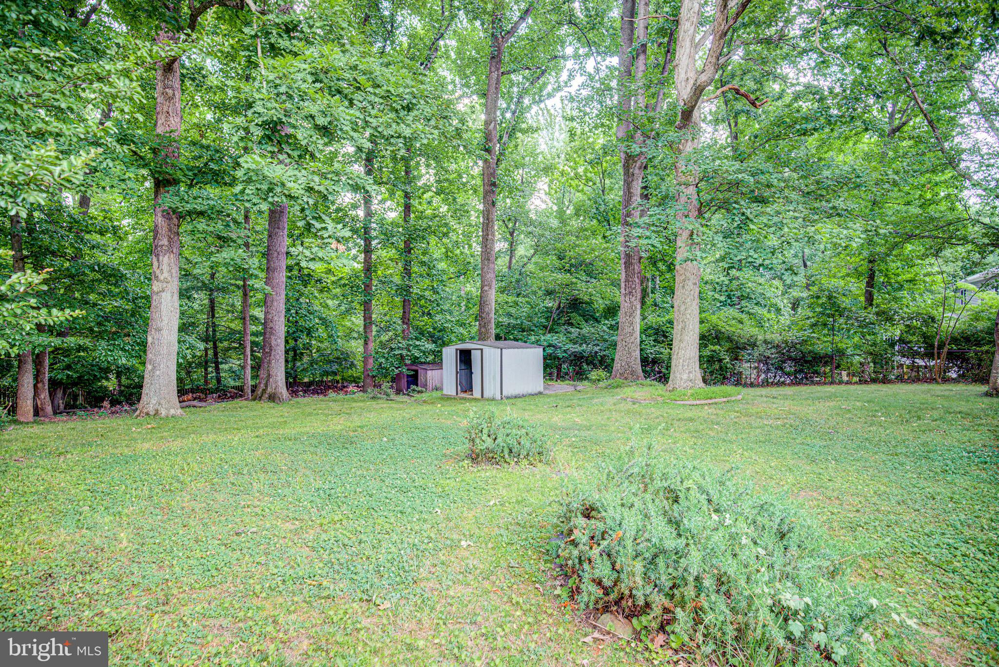 VIENNA WOODS - Residential