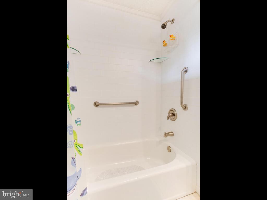 FAIRWOOD - Residential