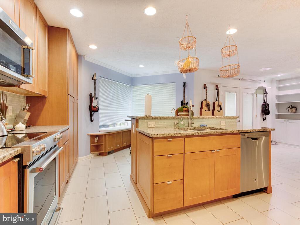 FAIRWOOD - Residential