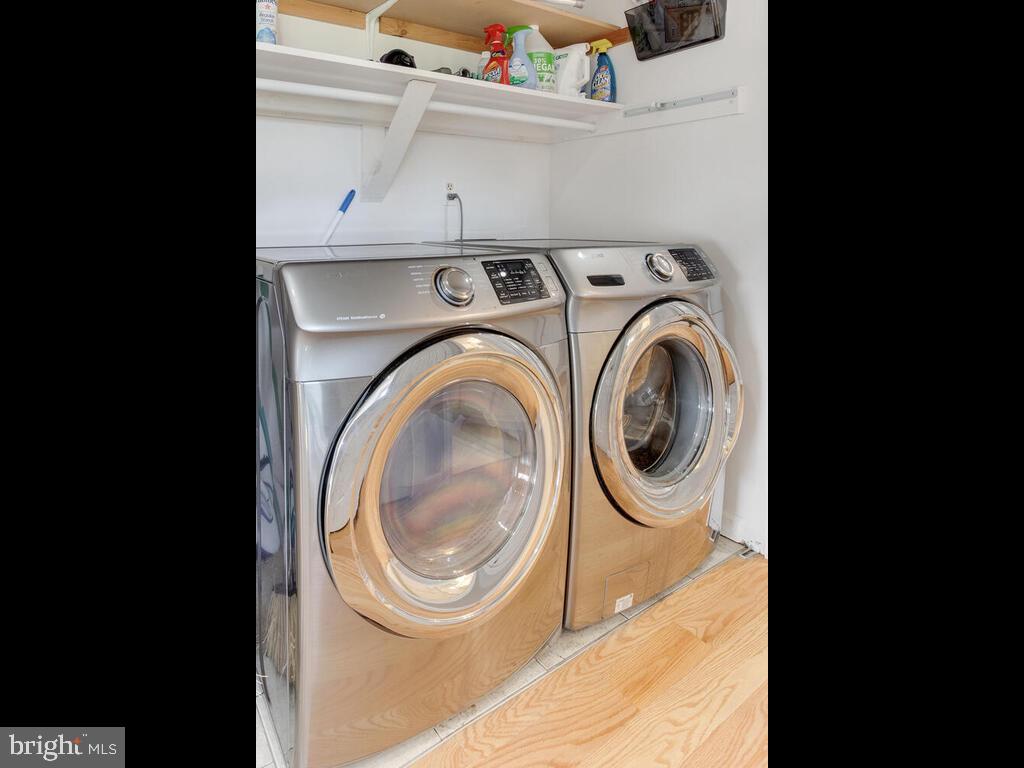 FAIRWOOD - Residential