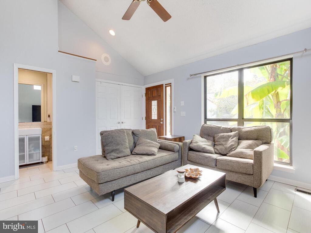 FAIRWOOD - Residential