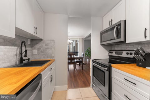 Condo For Rent - 6300 Stevenson Avenue #608<br/> Alexandria City County, ALEXANDRIA, VA 22304