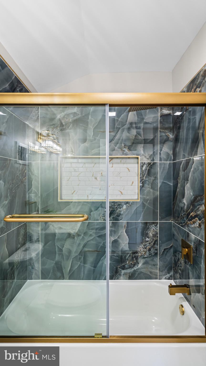 CARNEY/CUB HILL - Residential