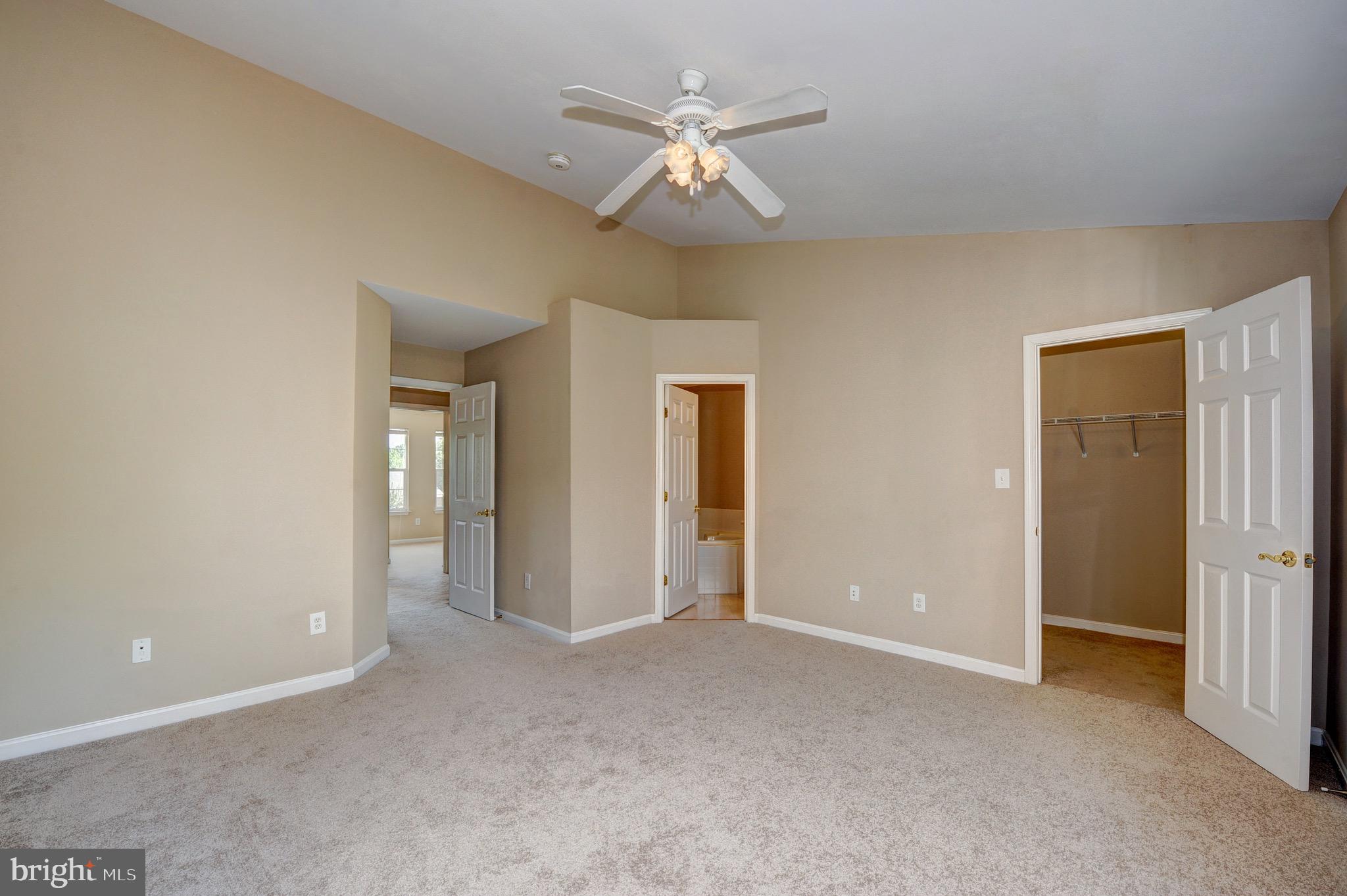 GREENHILL CROSSING - Residential