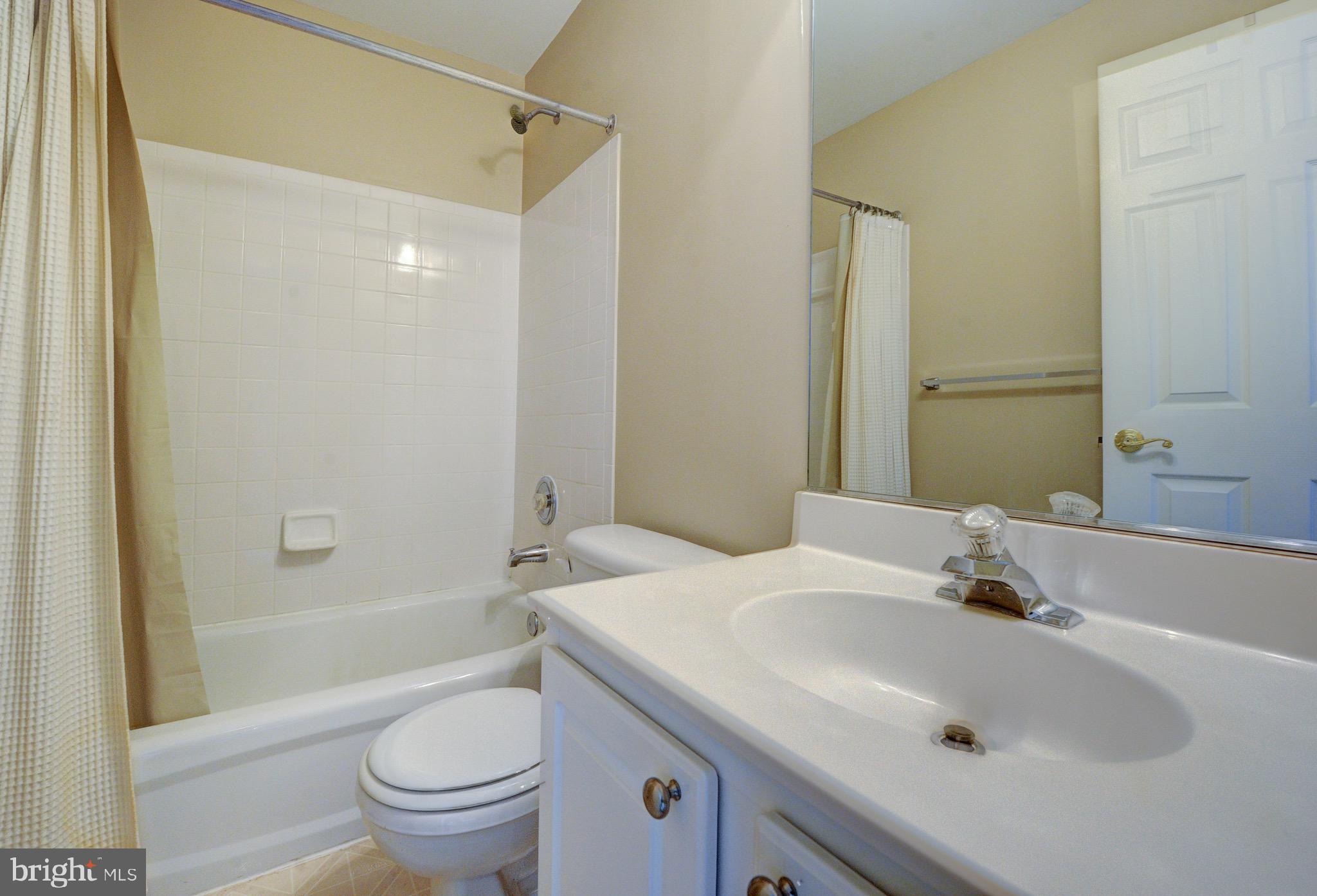 GREENHILL CROSSING - Residential