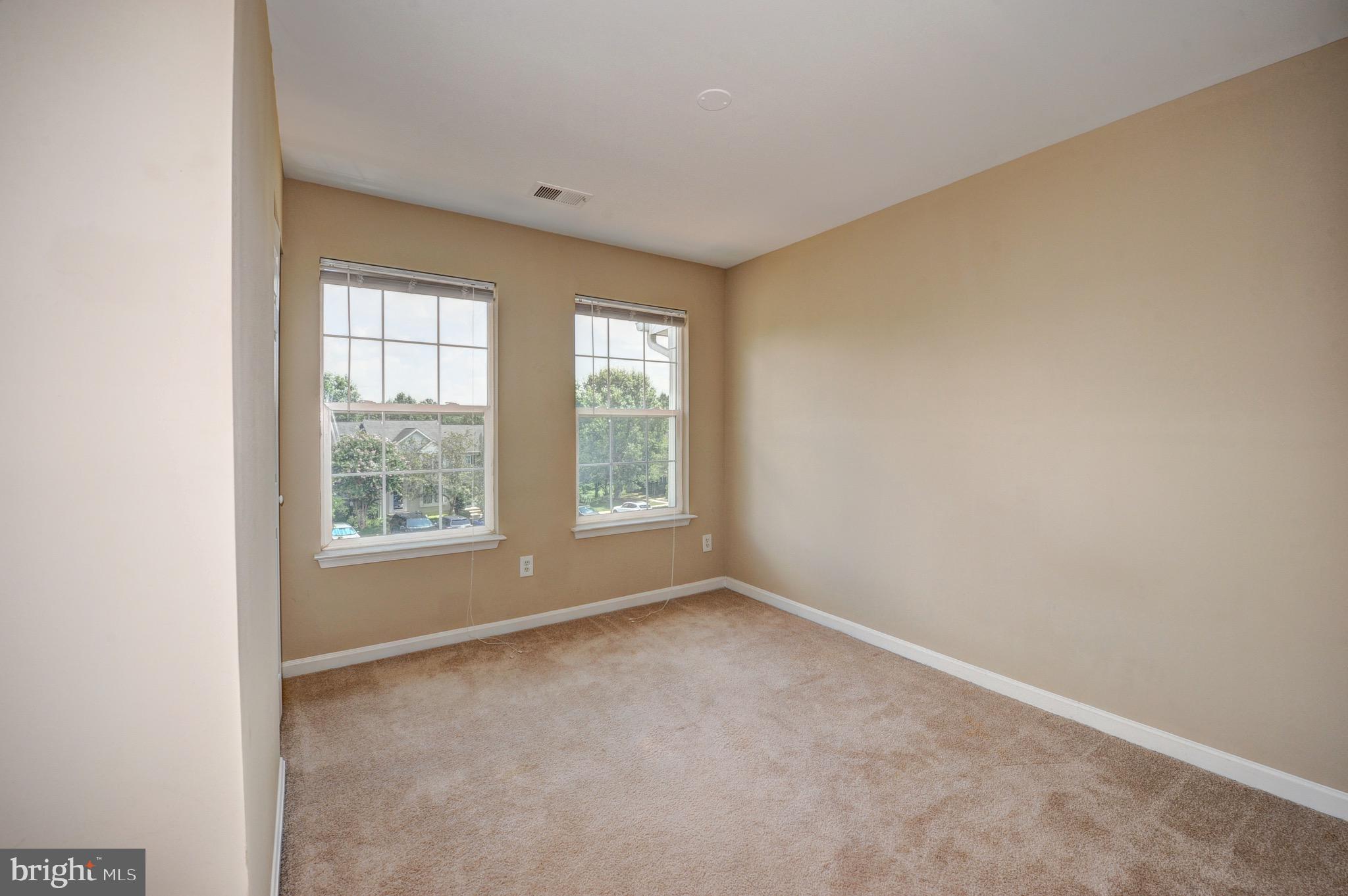 GREENHILL CROSSING - Residential