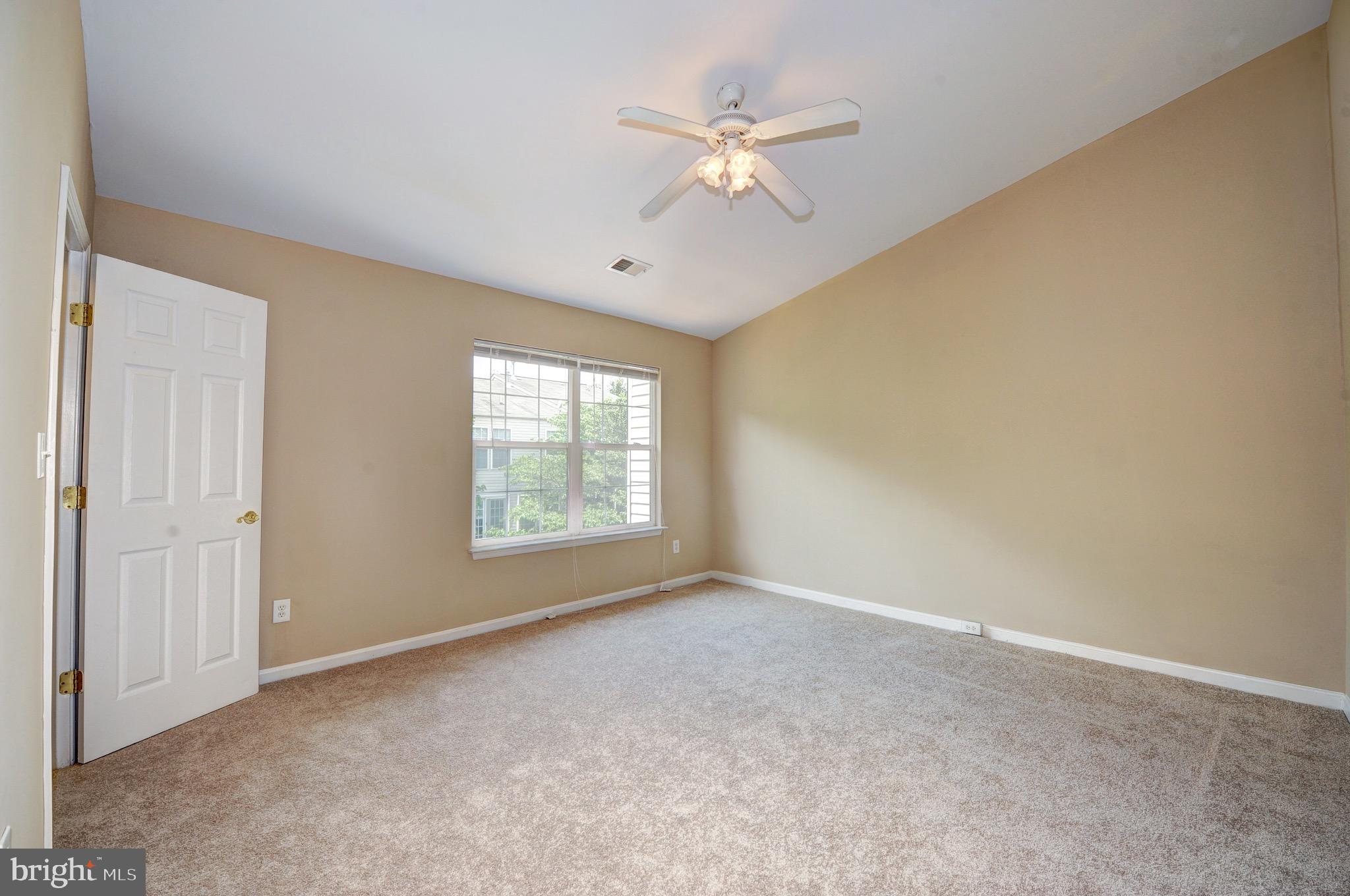 GREENHILL CROSSING - Residential