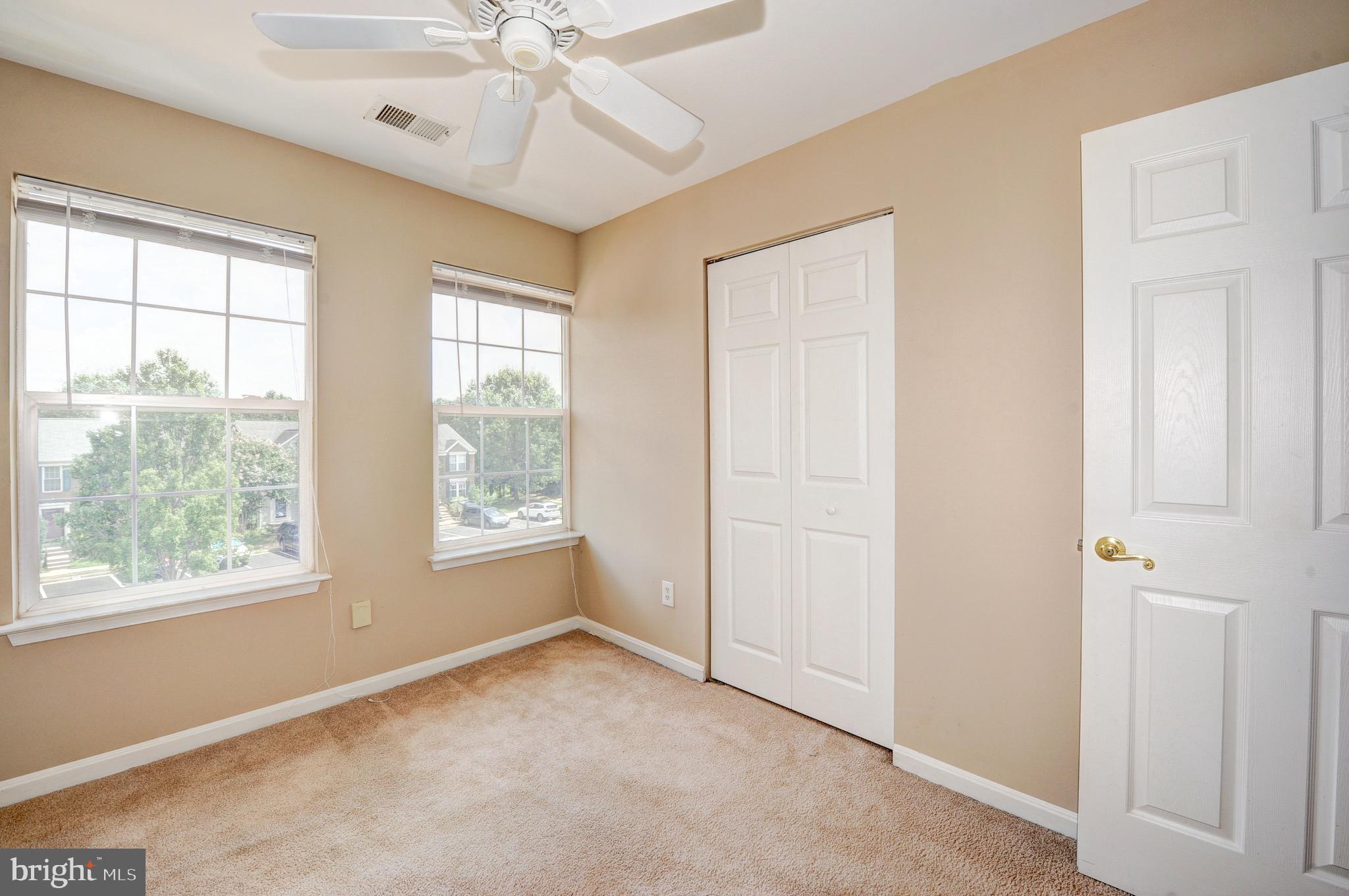 GREENHILL CROSSING - Residential