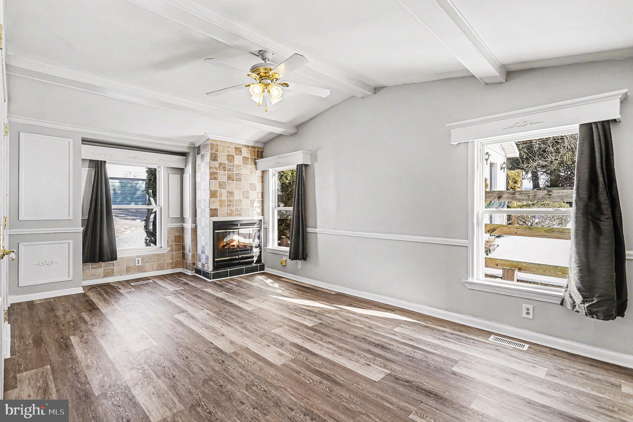 YORK NEW SALEM - Residential