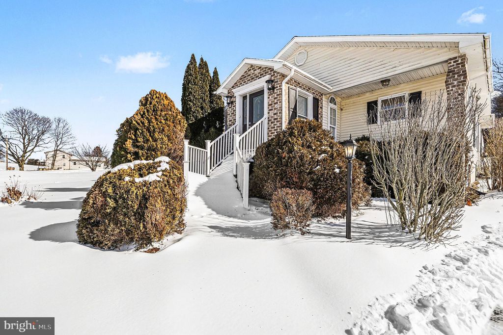 Photo of 4570 Walters Hatchery Road, SPRING GROVE, PA 17362 (MLS # PAYK2093736)