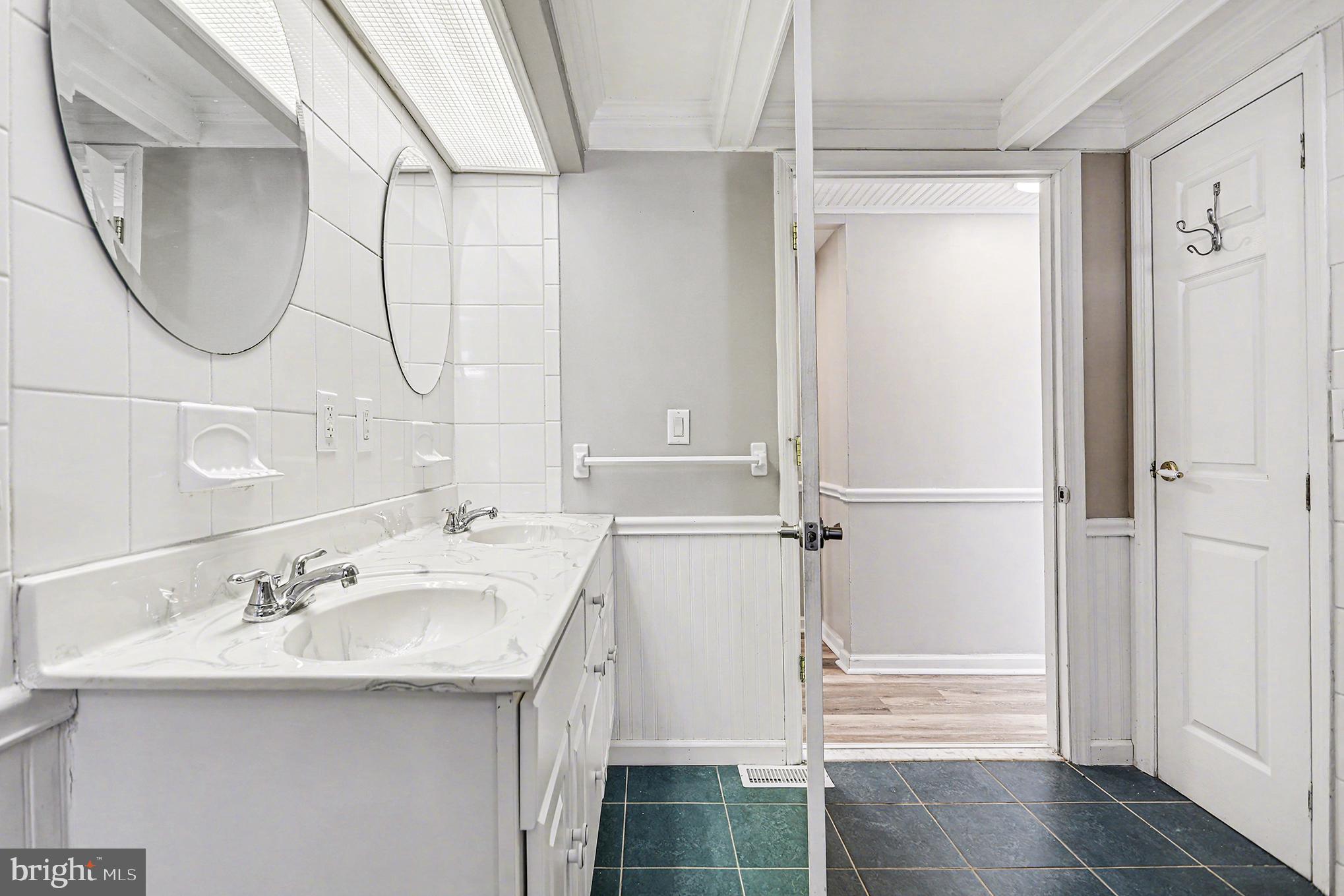 YORK NEW SALEM - Residential