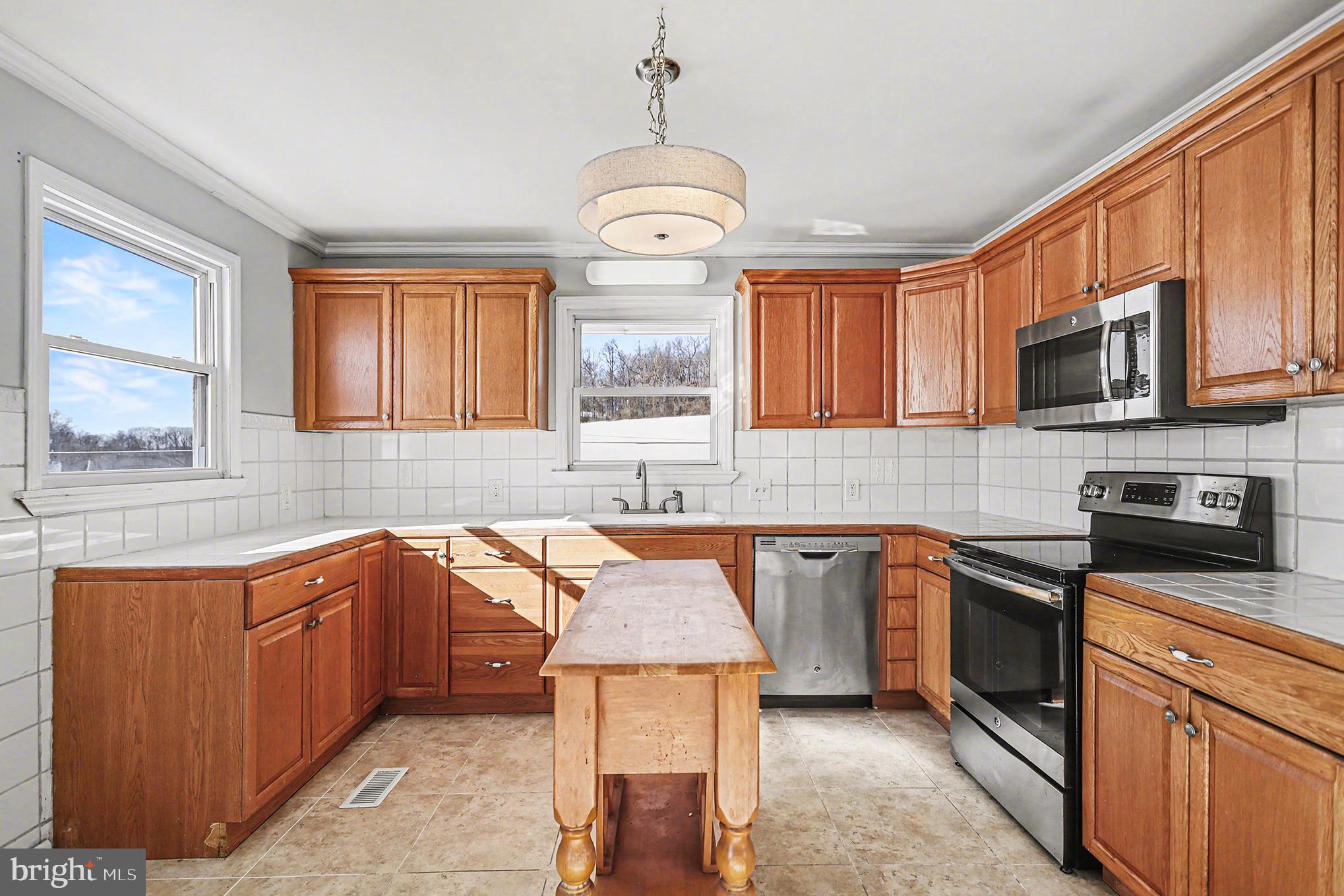 YORK NEW SALEM - Residential