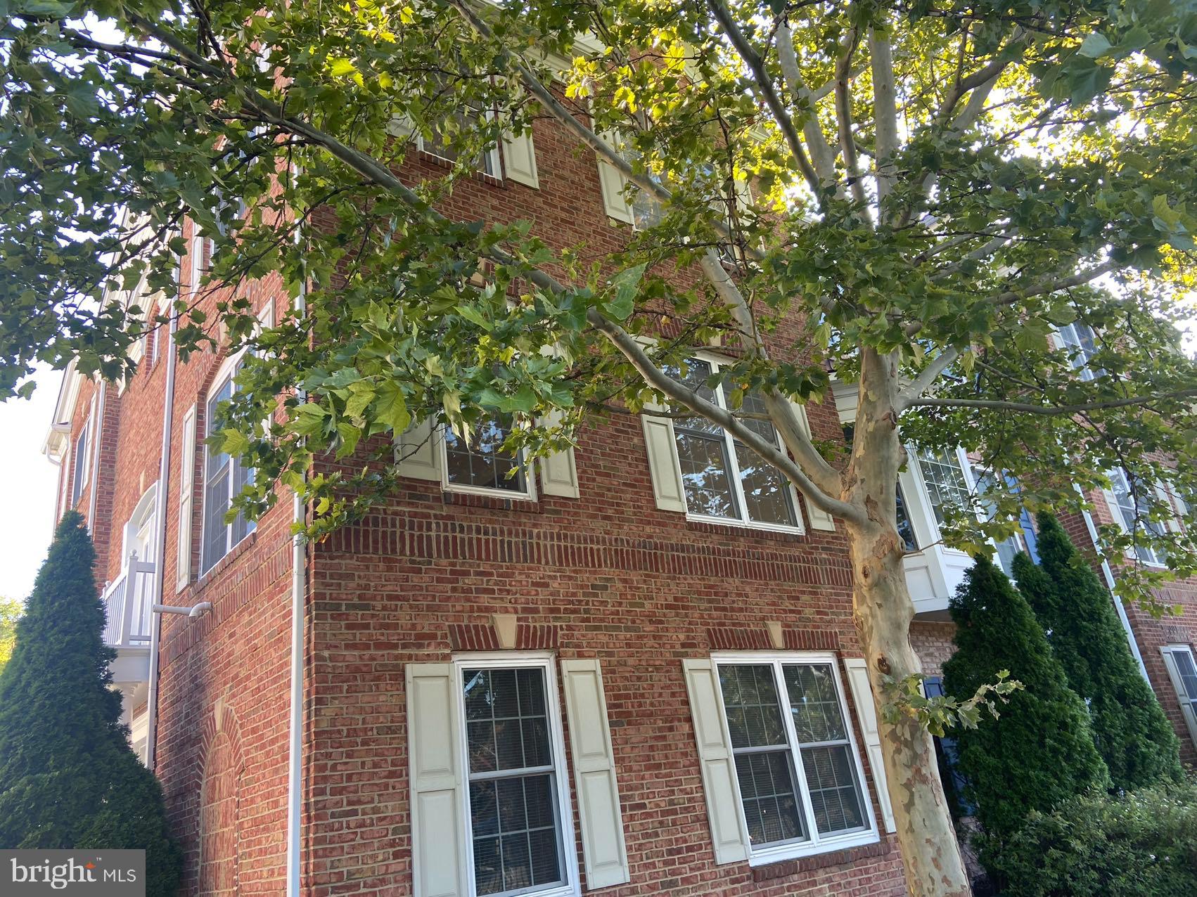 COPPERMINE CROSSING - Residential Lease