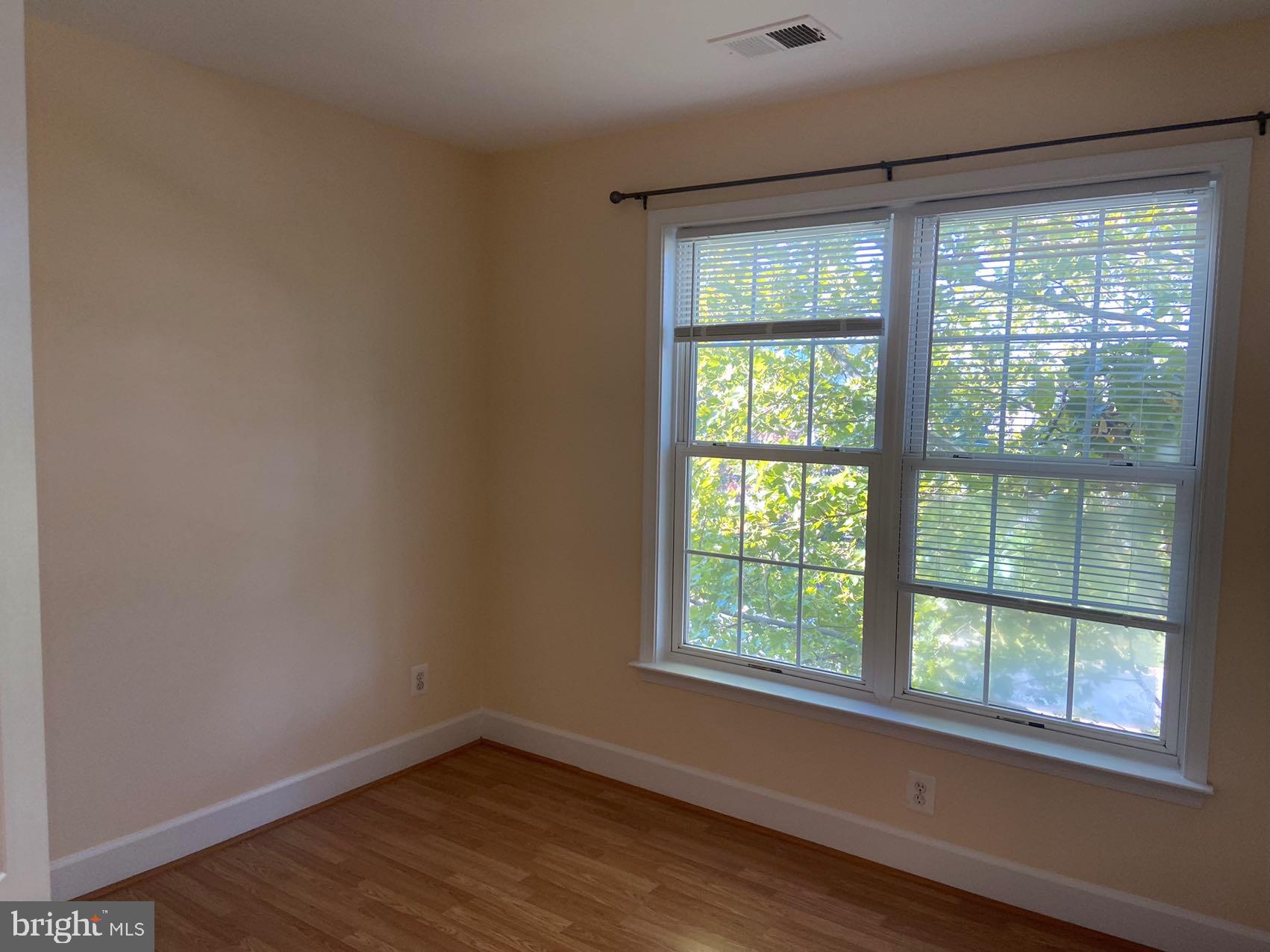 COPPERMINE CROSSING - Residential Lease