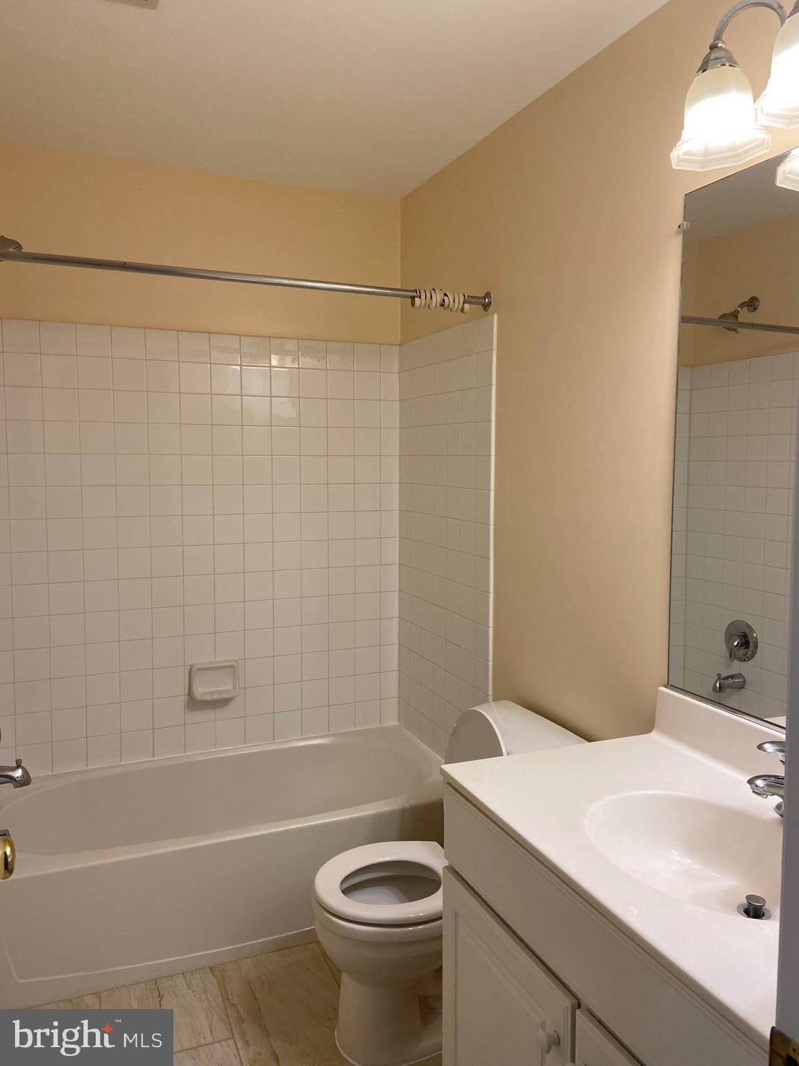 COPPERMINE CROSSING - Residential Lease