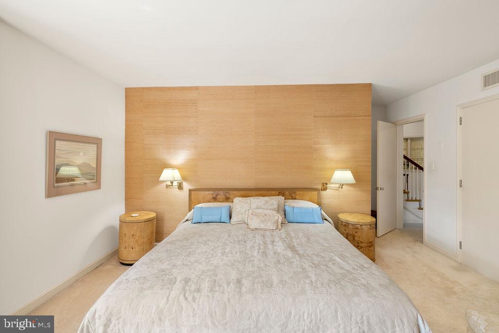 LONGVIEW ESTATES - Residential