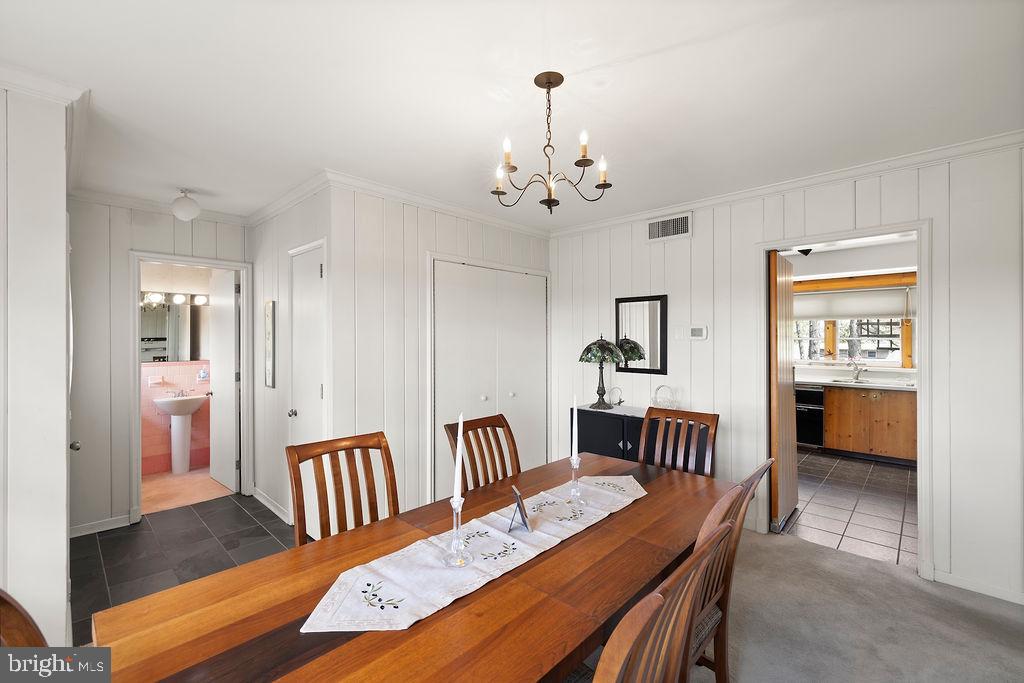 LONGVIEW ESTATES - Residential