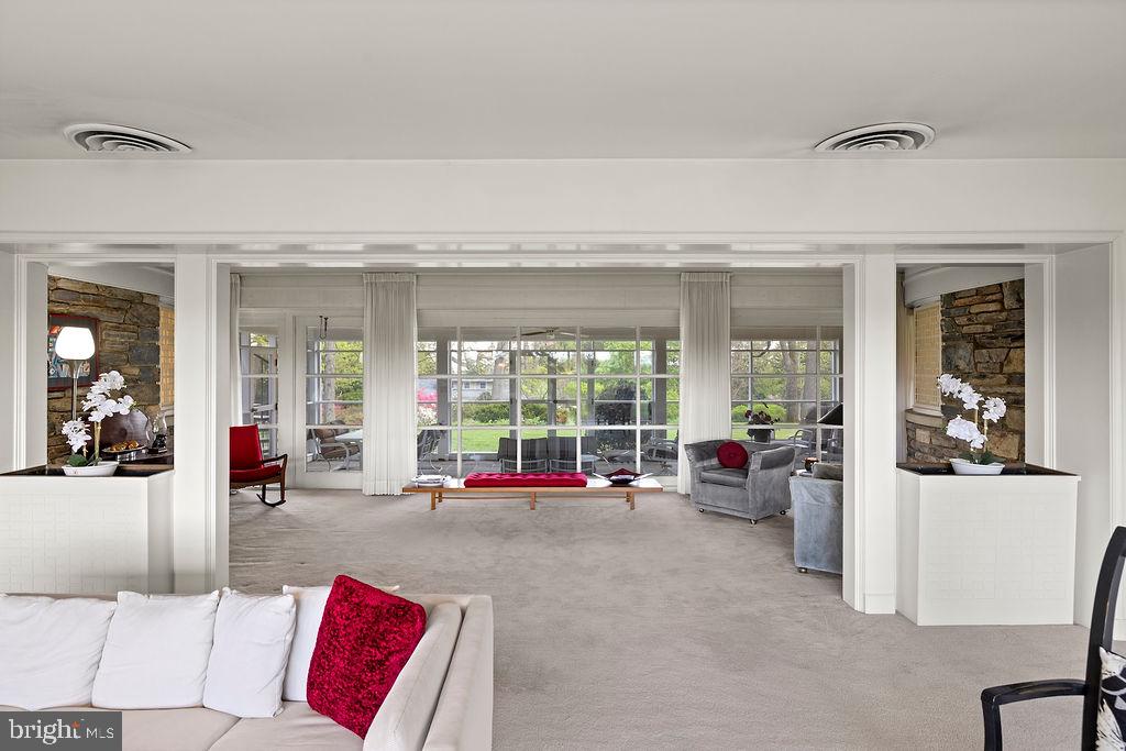 LONGVIEW ESTATES - Residential