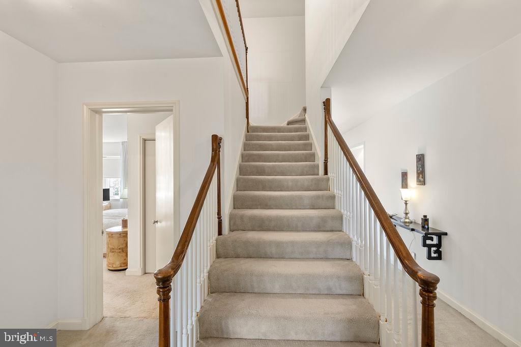 LONGVIEW ESTATES - Residential