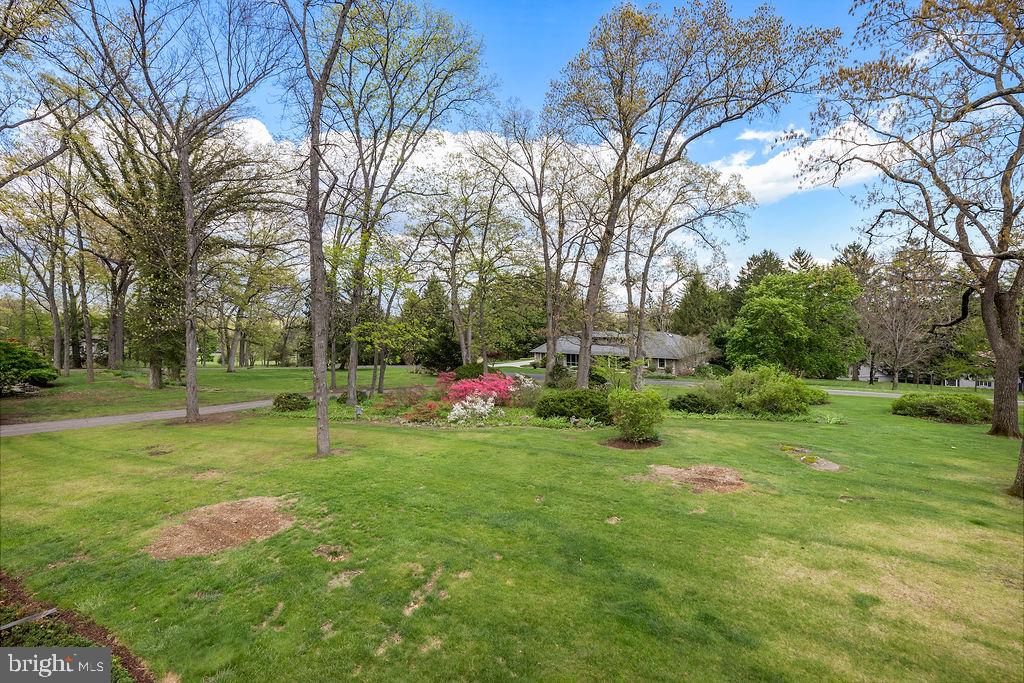 LONGVIEW ESTATES - Residential