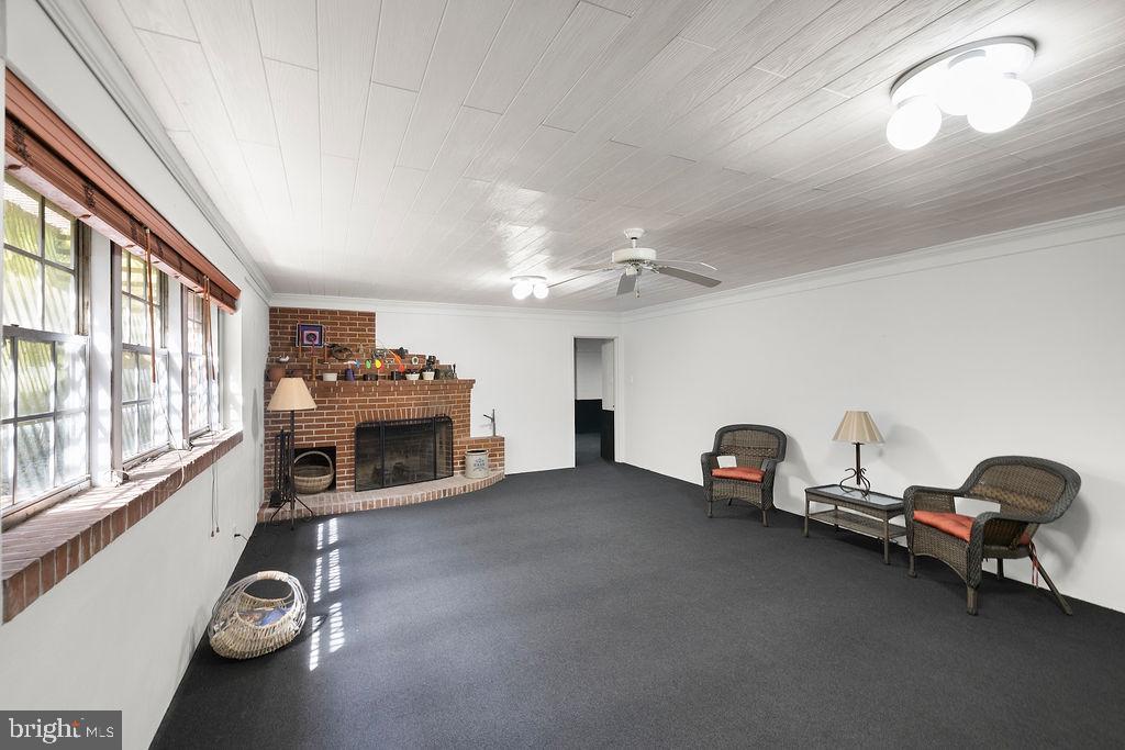 LONGVIEW ESTATES - Residential