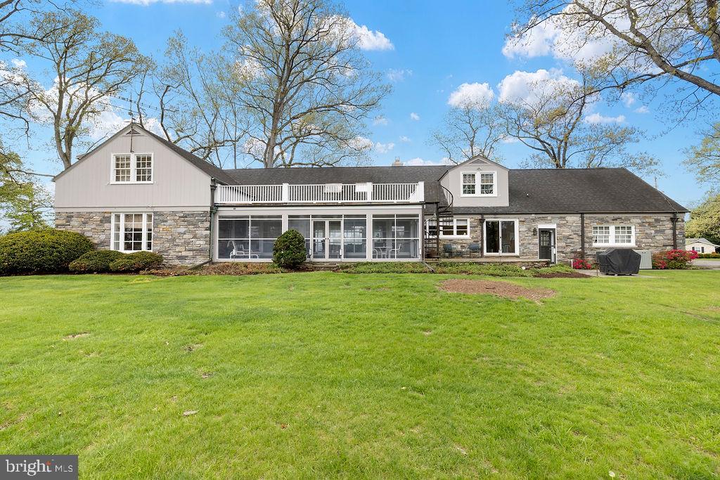 LONGVIEW ESTATES - Residential