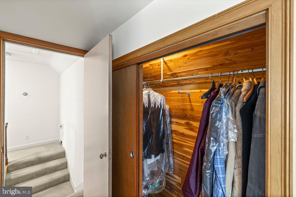 LONGVIEW ESTATES - Residential