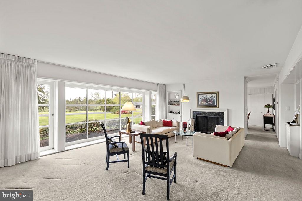 LONGVIEW ESTATES - Residential