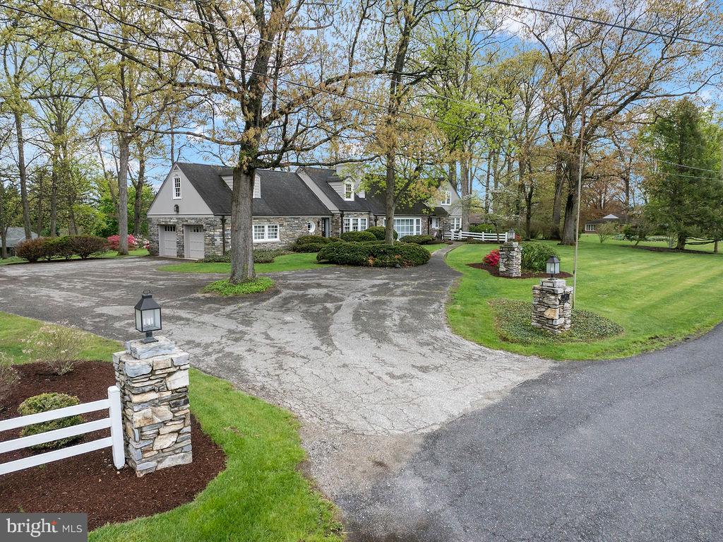 LONGVIEW ESTATES - Residential