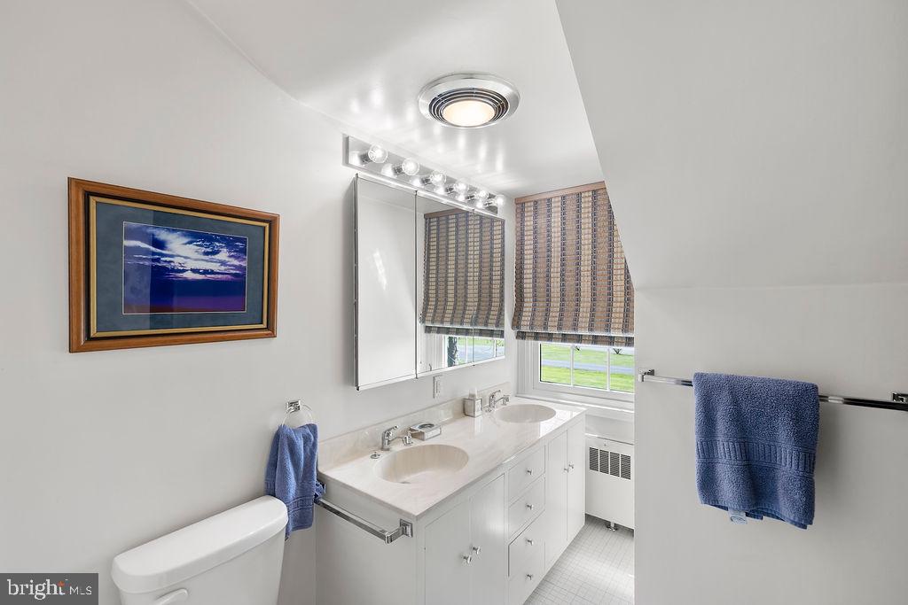 LONGVIEW ESTATES - Residential