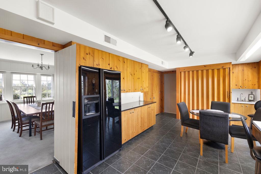 LONGVIEW ESTATES - Residential