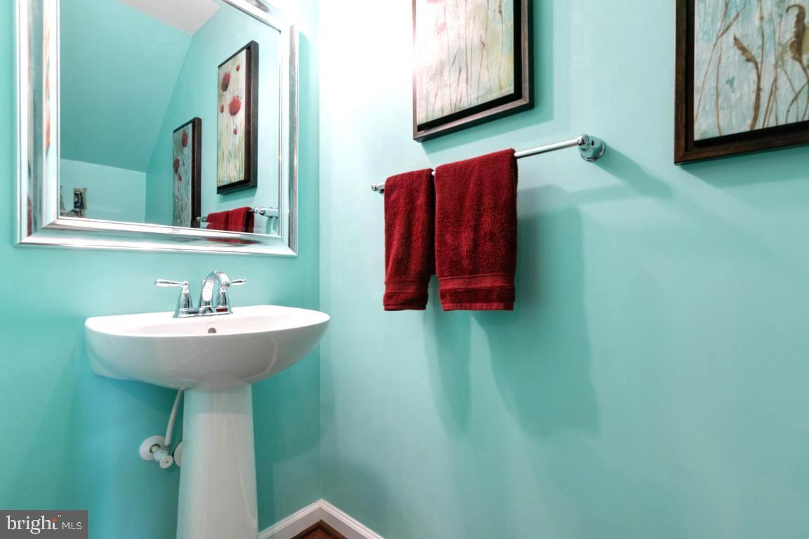 MORLEY CORNER - Residential Lease